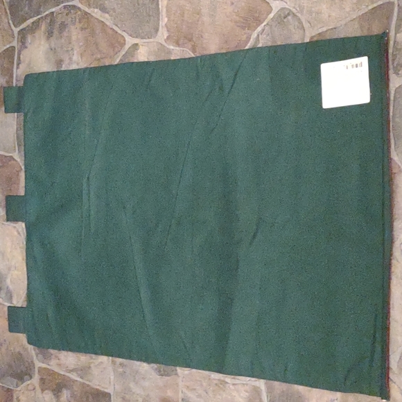 Le Roost Tapestry - Picture 2 of 5